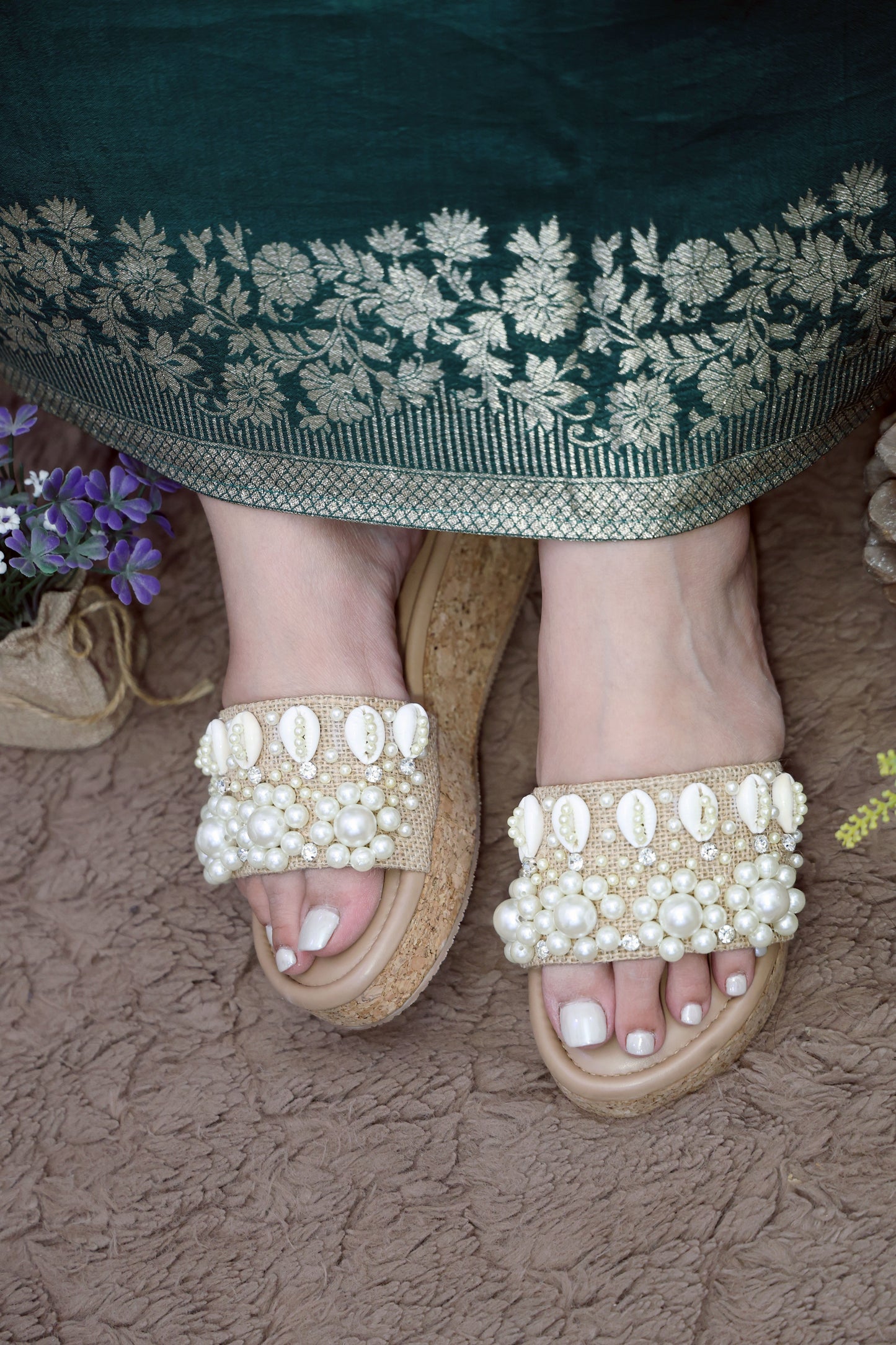 Seashell all Over Wedges TT87