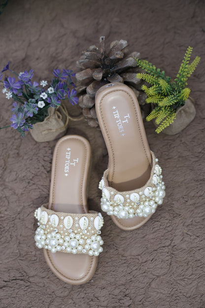 Seashell all Over Wedges TT87