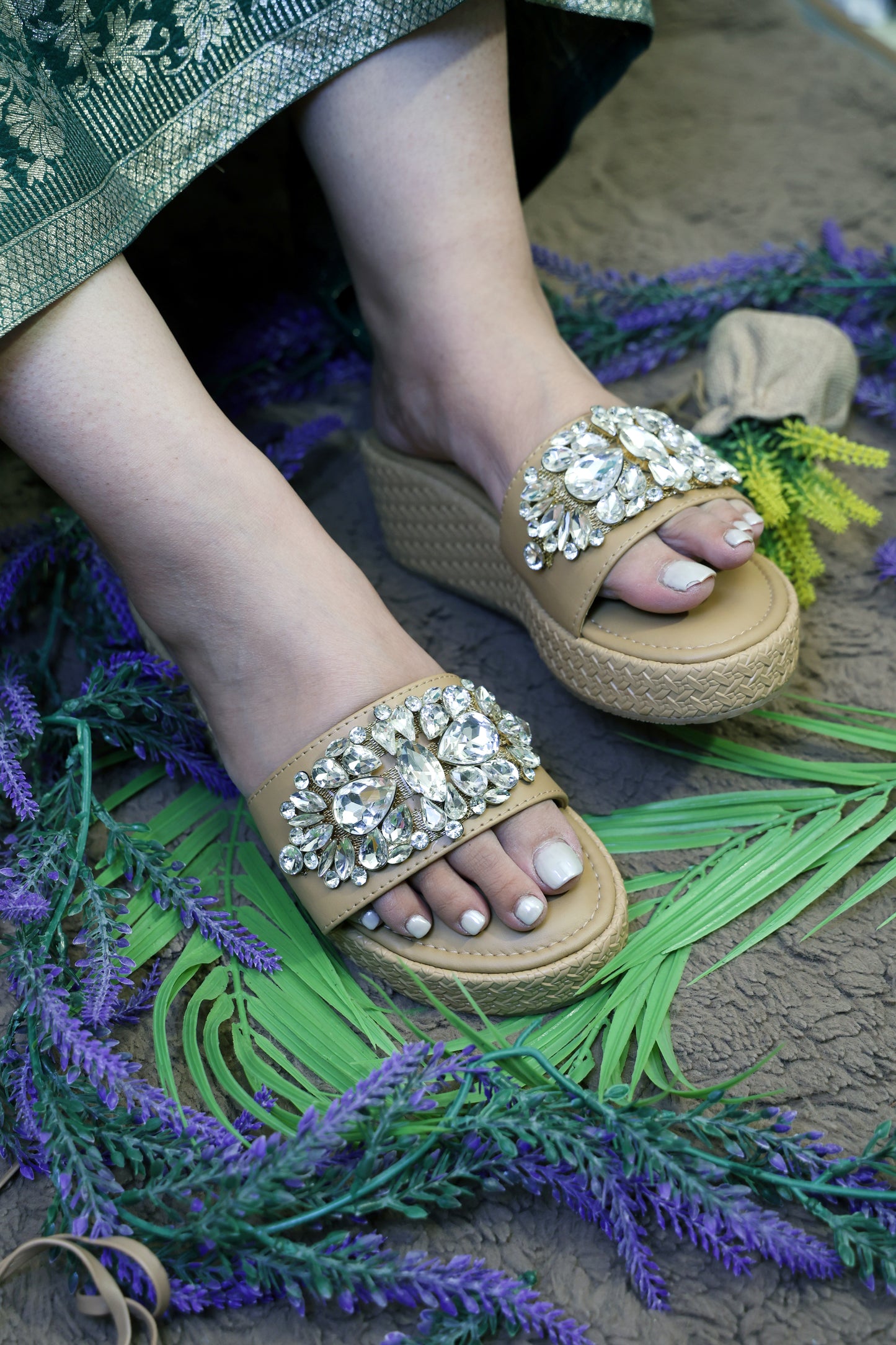 Diamond Glow Wedge TT33