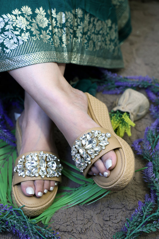 Diamond Glow Wedge TT33