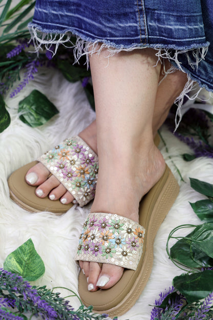 Floral Embroidry Drsole Comfort TT130