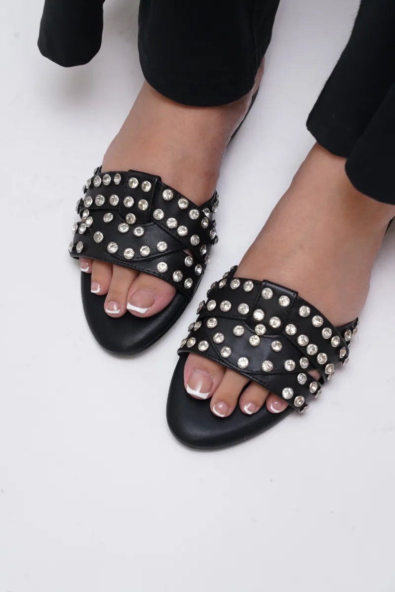 Black Pattern Pulse Flat TT22