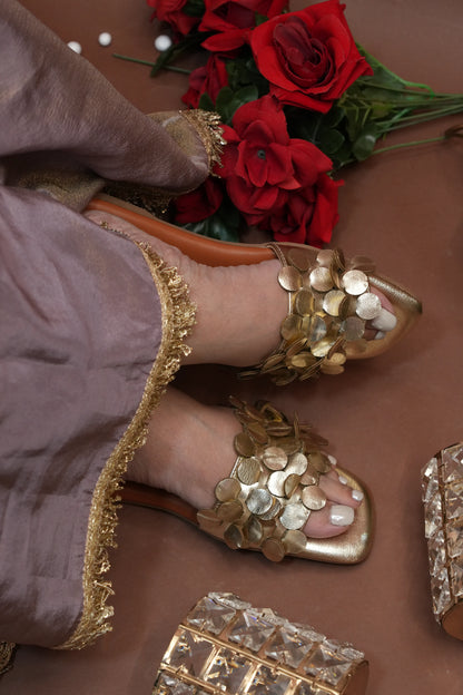 Golden Coin Heel TT56