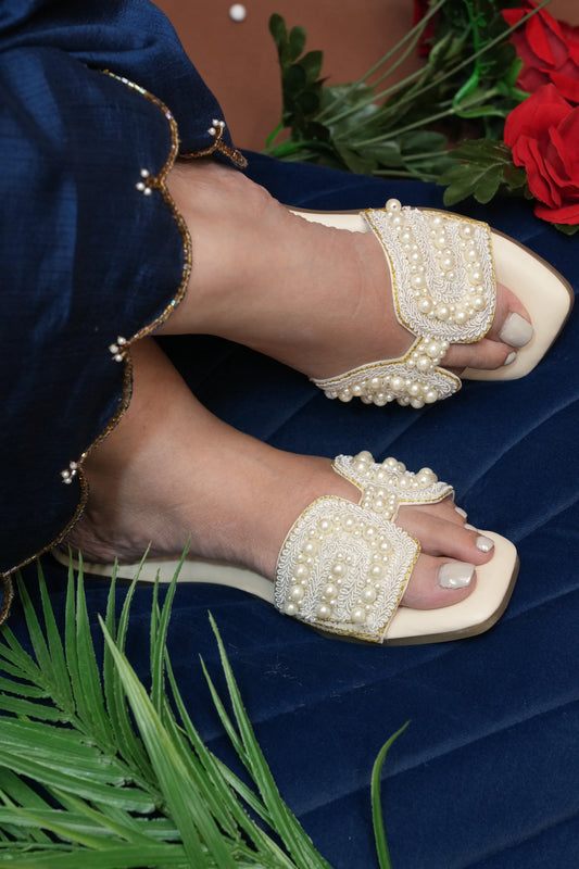 Embroidered Pearl Slip-ons TT59