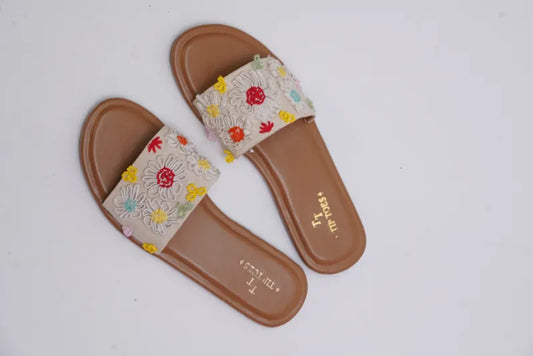 Beautiful Floral Flat TT39
