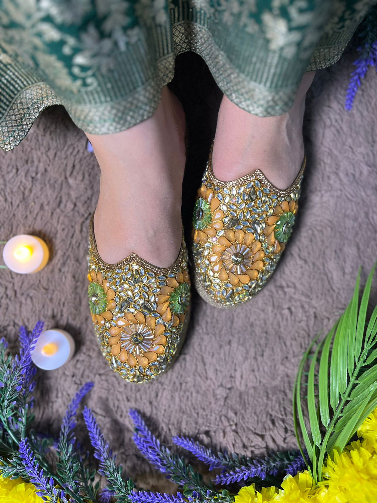 Kundan Golden & Green Mules TT153