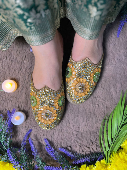 Kundan Golden & Green Mules TT153