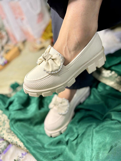 White bow loafers TT166