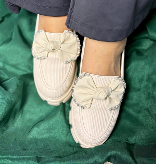 White bow loafers TT166