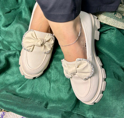 White bow loafers TT166