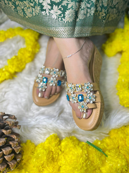 Elegant Wedge with Flower Work TT170