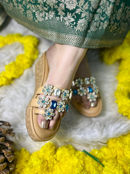 Elegant Wedge with Flower Work TT170